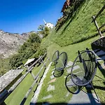 La Tsambra-le Four Des Alpes