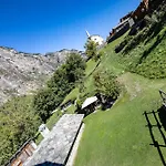 La Tsambra-le Four Des Alpes Rhemes-Saint-Georges