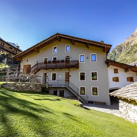 La Tsambra-le Four Des Alpes Rhemes-Saint-Georges